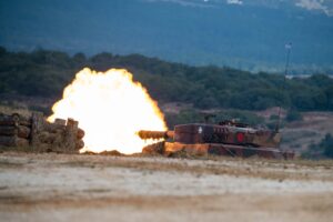 Read more about the article Τι σημαίνει το Rearm Europe για την εθνική και την ευρωπαϊκή πολεμική βιομηχανία