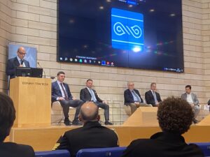 Read more about the article Ναυτιλία, Πράσινη Μετάβαση και Ανταγωνιστικότητα: Το Polis360 στο 3ο συνέδριο του Κόμβου